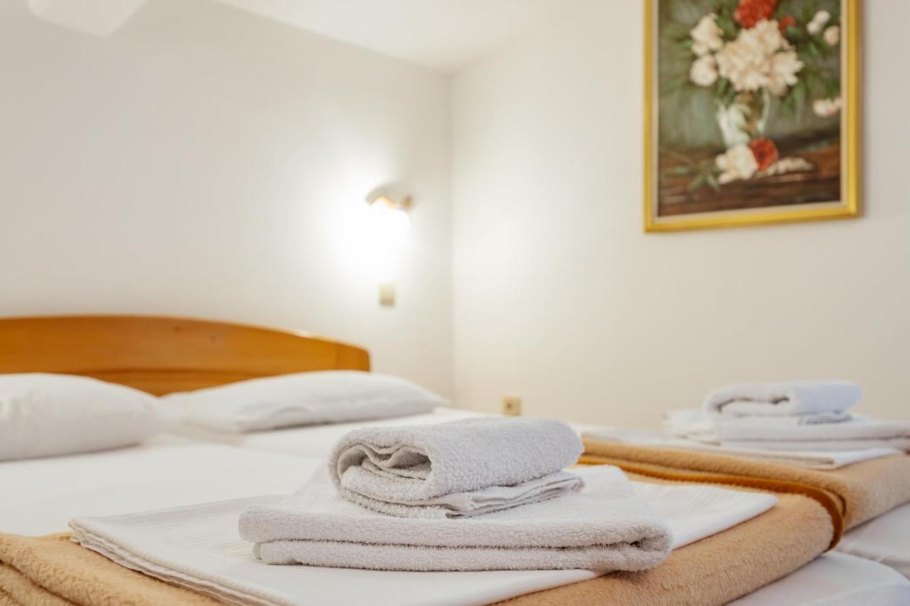 Radic Rooms Herceg Novi Buitenkant foto