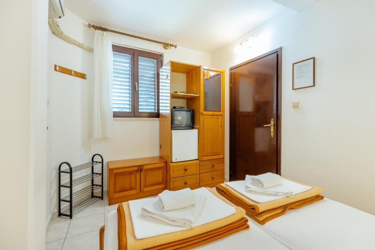Radic Rooms Herceg Novi Buitenkant foto