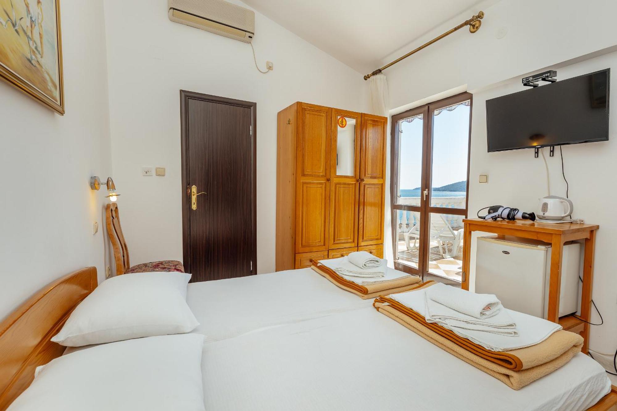 Radic Rooms Herceg Novi Buitenkant foto